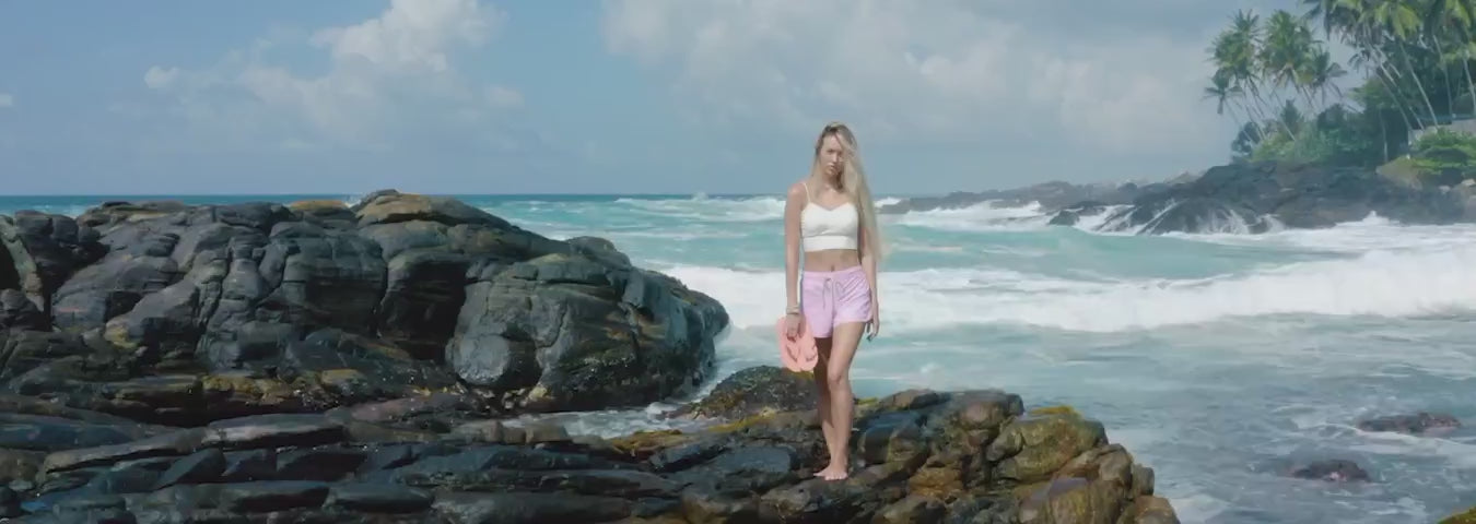 Încărcați videoclipul: 